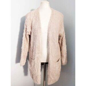 Chelsea & Theodore light pink fuzzy eyelash sweater Small